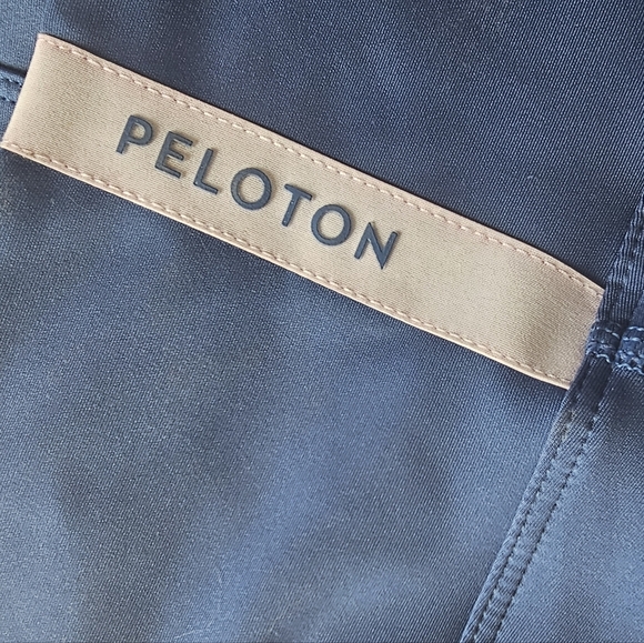 Peloton Leggings Size Medium - Picture 3 of 3